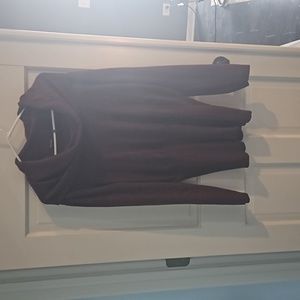 Daisy Fuentes XL maroon sweater